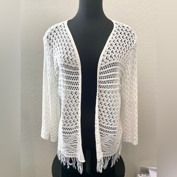 Unbranded Sweaters - White Crochet Fringe Boho Western Minimalist Beachy Coastal 3/4 Sleeve Cardigan